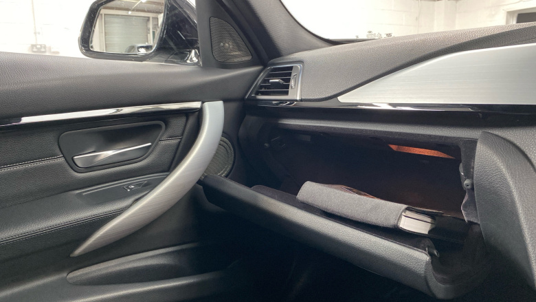 BMW 3 Series 320i M Sport Shadow Edition 5dr Step Auto Petrol Estate